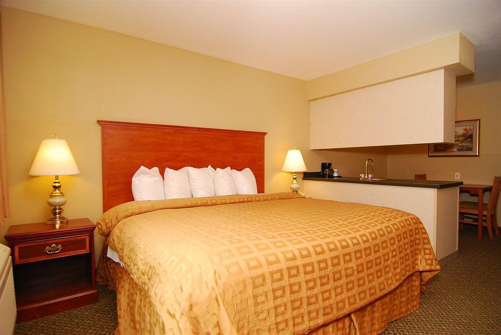 Quality Inn & Suites On The River グレンウッド・スプリングス エクステリア 写真