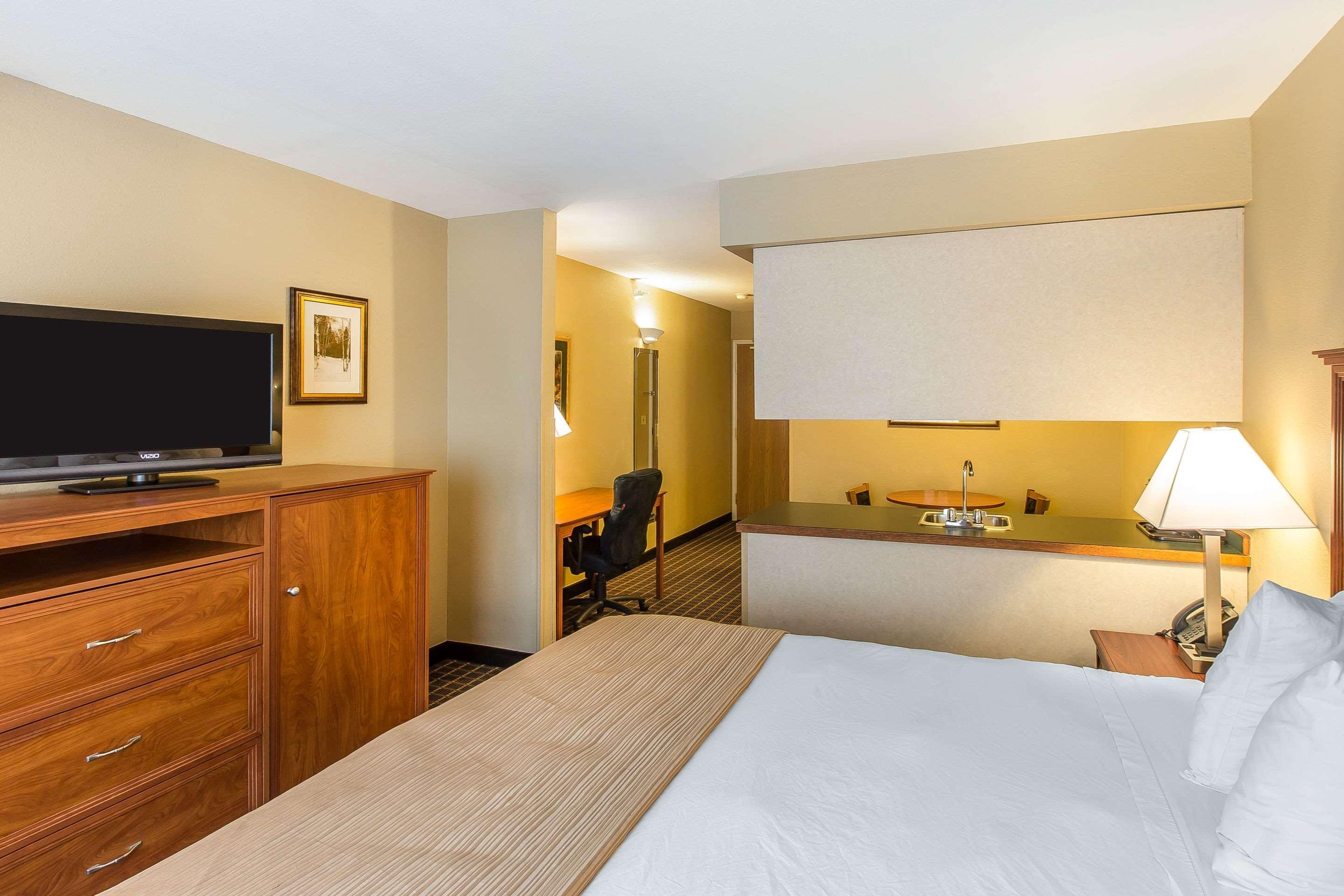 Quality Inn & Suites On The River グレンウッド・スプリングス エクステリア 写真