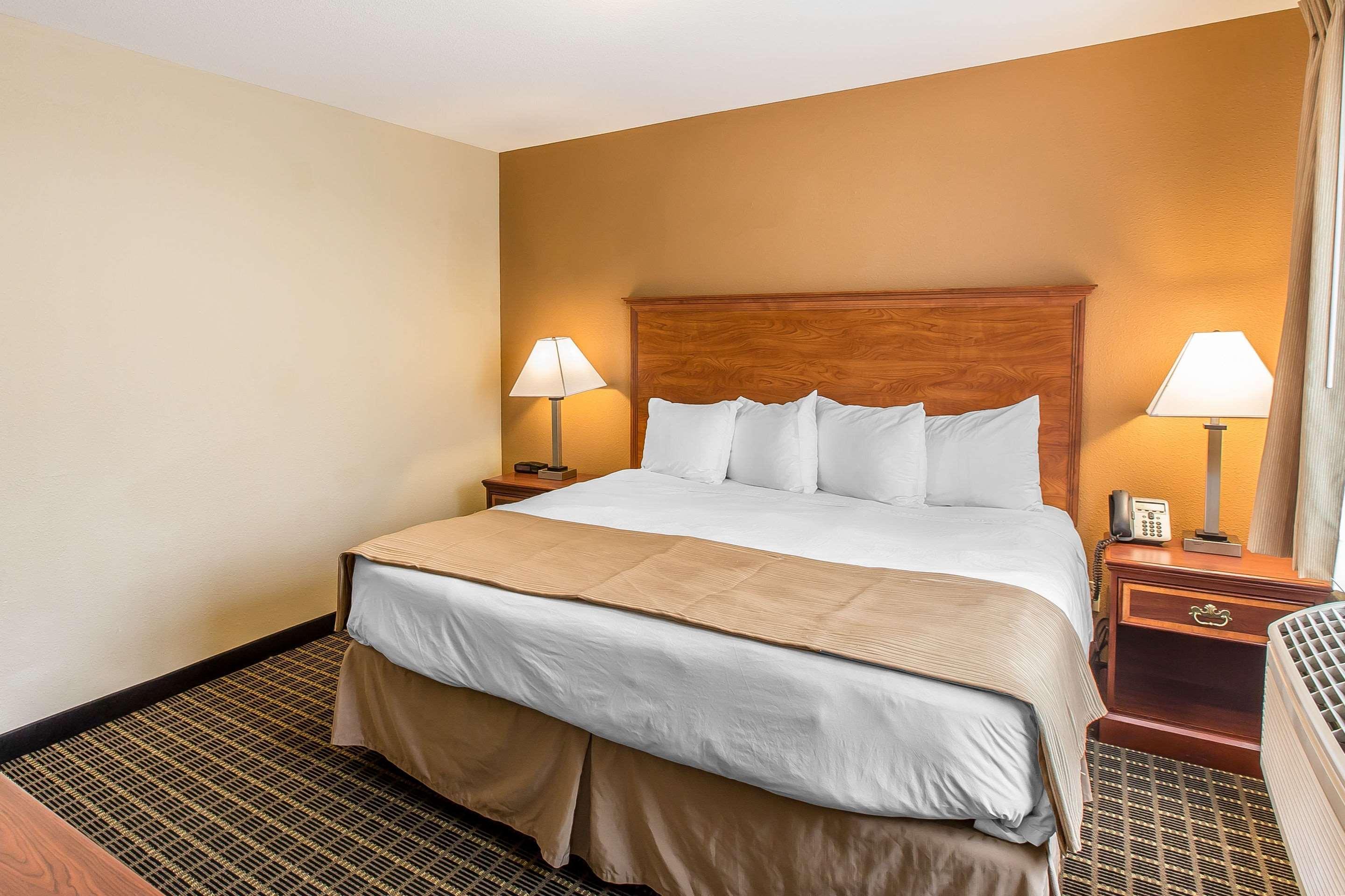 Quality Inn & Suites On The River グレンウッド・スプリングス エクステリア 写真