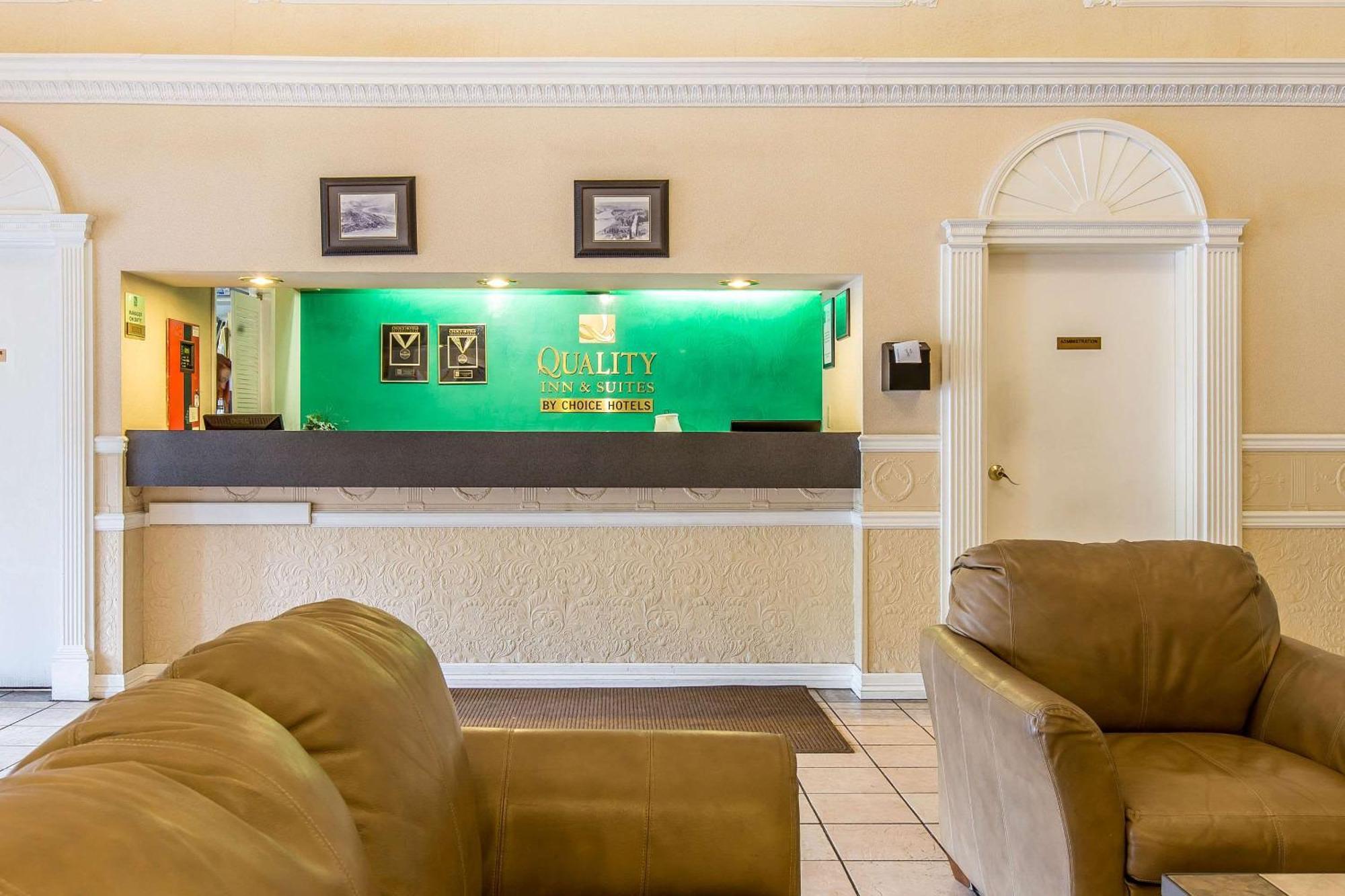 Quality Inn & Suites On The River グレンウッド・スプリングス エクステリア 写真