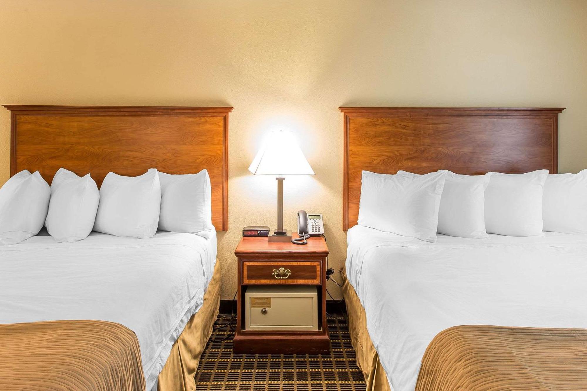 Quality Inn & Suites On The River グレンウッド・スプリングス エクステリア 写真